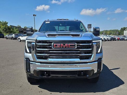 New 2026 GMC Sierra 2500 SLT image 2