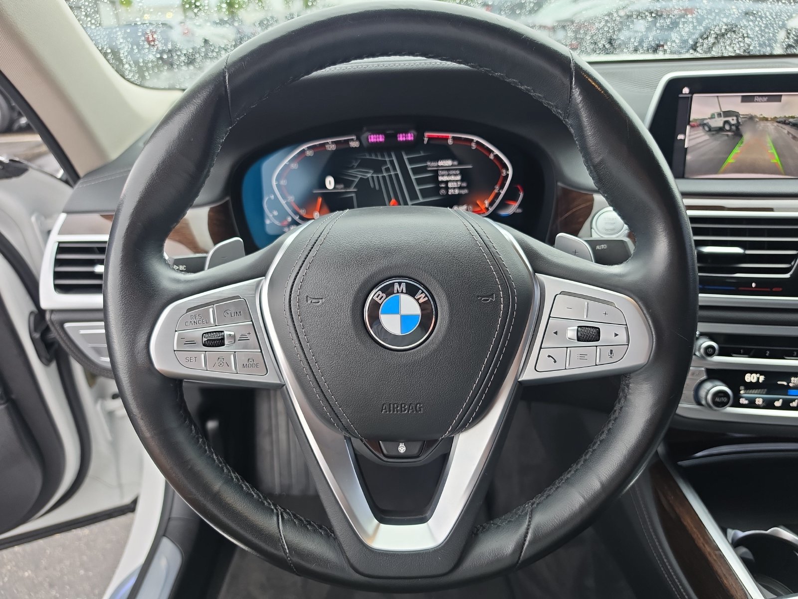 Used 2021 BMW 750i xDrive AWD/4WD image 24