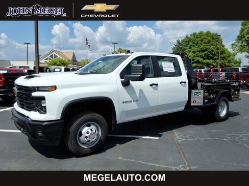 New 2026 Chevrolet Silverado 3500 W/T AWD/4WD image 1