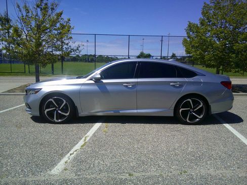 Used 2018 Honda Accord Sport image 89