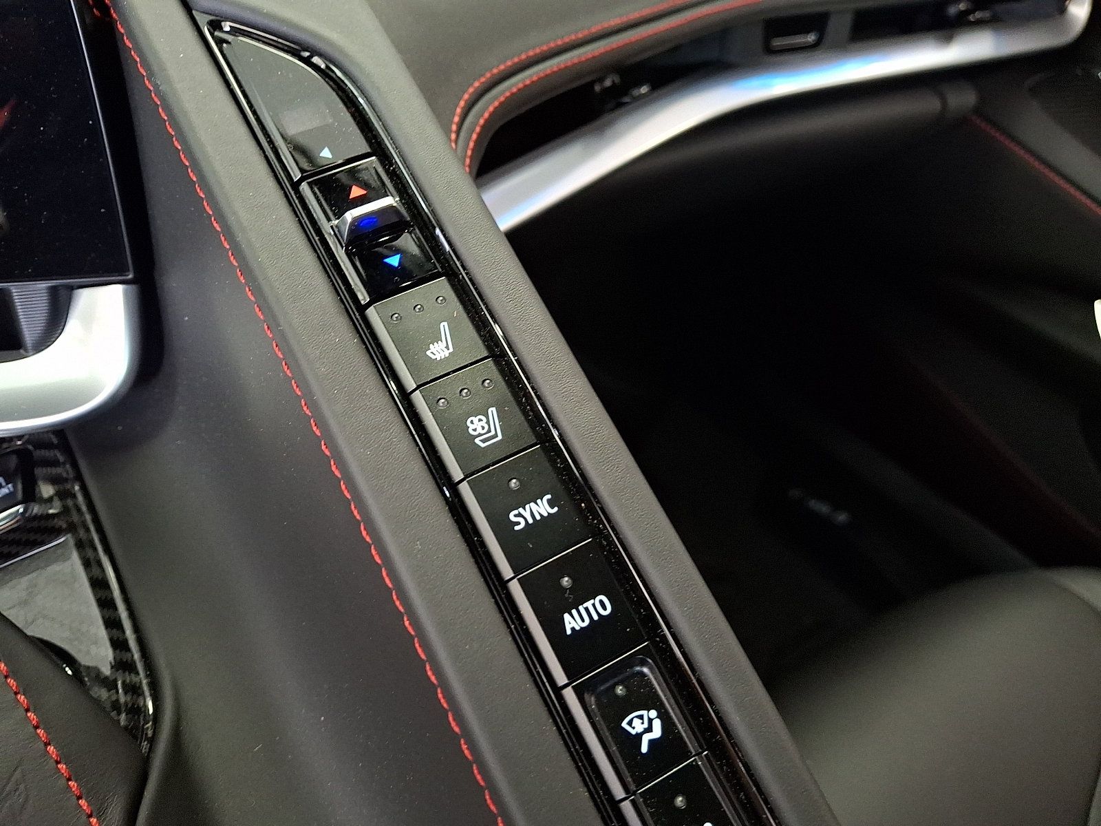 Used 2023 Chevrolet Corvette Stingray Premium Cpe w/ Z51 Performance Package RWD image 23