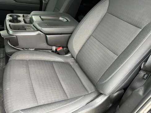 Used 2022 GMC Sierra 1500 SLE image 8