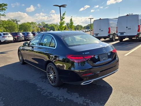 Used 2022 Mercedes-Benz C 300 4MATIC Sedan image 5