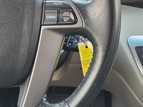 Used 2012 Honda Odyssey EX-L image 29