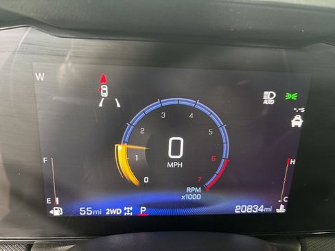 Used 2025 Chevrolet TrailBlazer LT AWD/4WD image 12