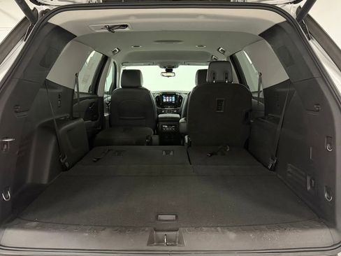 Used 2018 Chevrolet Traverse LT FWD image 27