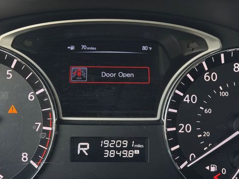 Used 2013 Nissan Altima 2.5 SL image 21