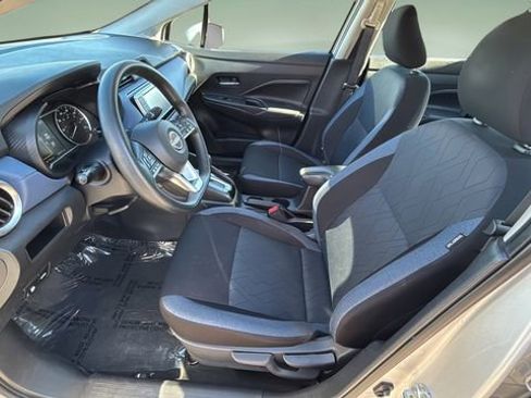 Used 2023 Nissan Versa SV image 18