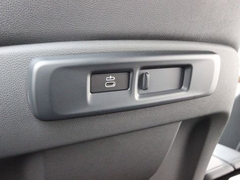 Used 2021 BMW X5 xDrive40i AWD/4WD image 29