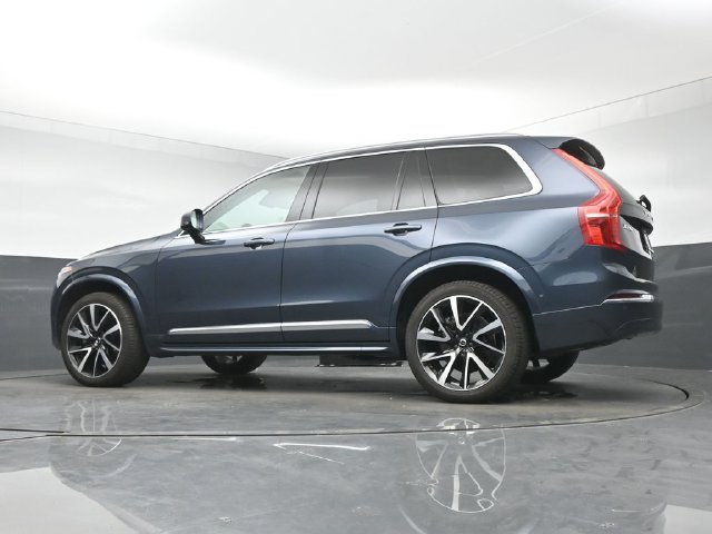 Used 2025 Volvo XC90 B5 Plus w/ Protection Package Premier AWD/4WD image 14