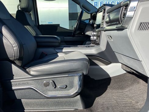 Used 2021 Ford F150 Lariat image 36