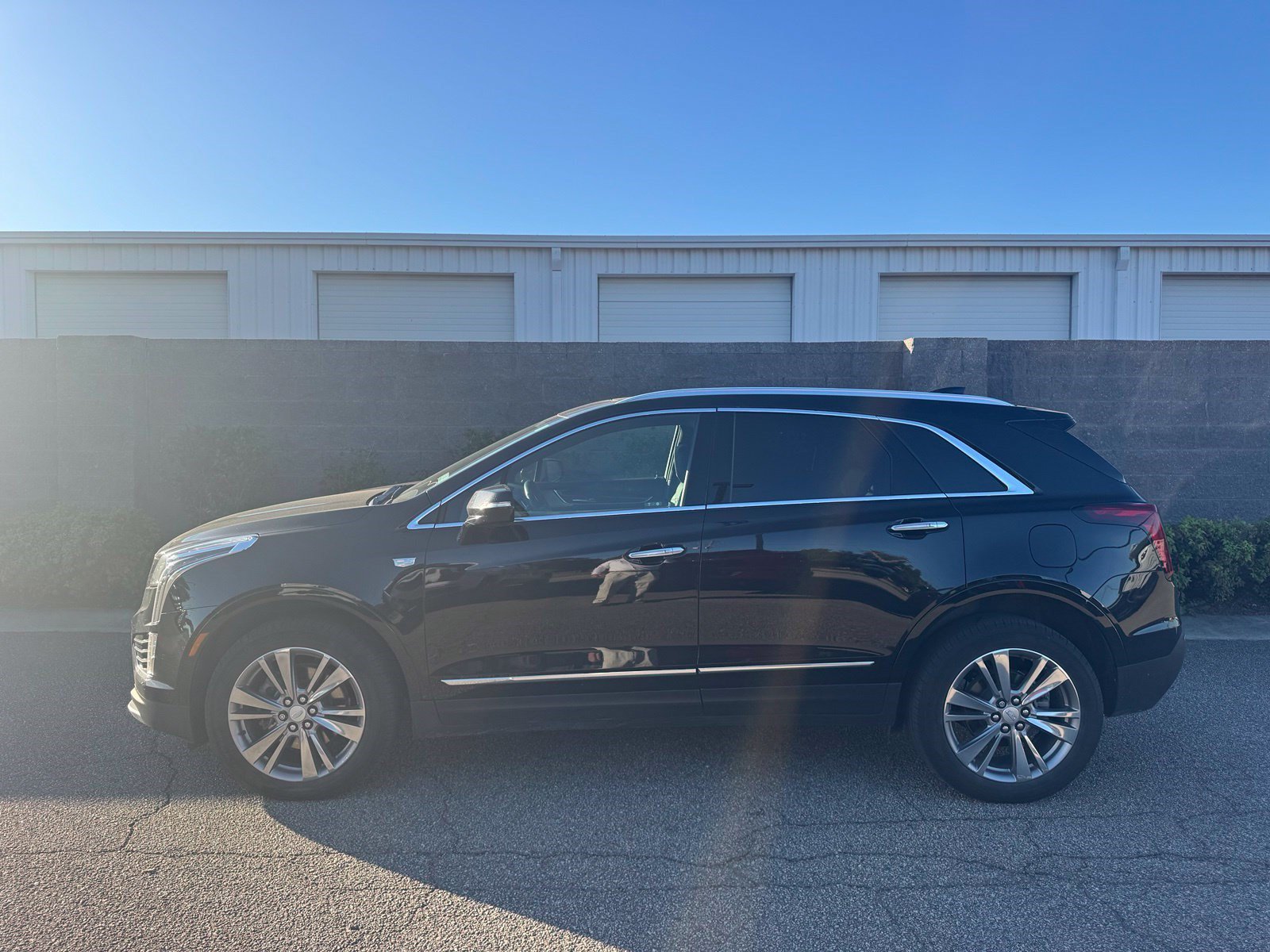 Used 2024 Cadillac XT5 Premium Luxury w/ LPO, Floor Liner Package AWD/4WD image 4