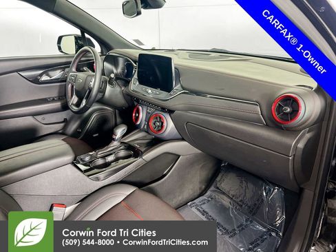 Used 2025 Chevrolet Blazer RS AWD/4WD image 29