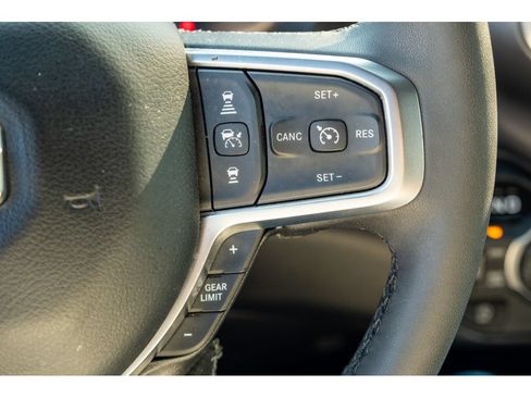 Used 2025 RAM 1500 Big Horn AWD/4WD image 19