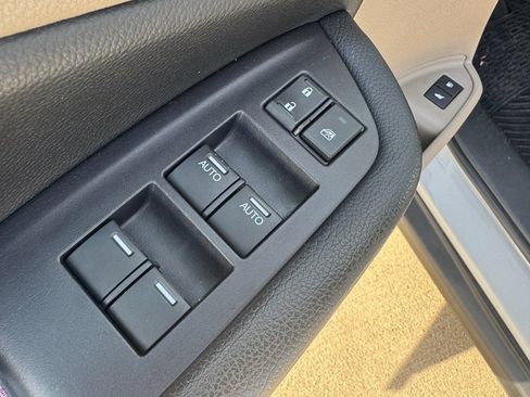 Certified 2020 Honda Pilot Touring image 12