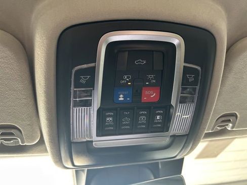 Used 2023 RAM 1500 Limited image 18