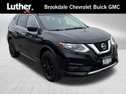 Used 2017 Nissan Rogue SV w/ Midnight Edition Package