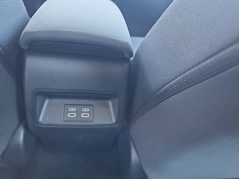 Used 2023 Toyota Corolla LE image 13