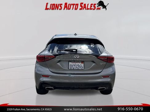 Used 2019 INFINITI QX30 FWD image 6