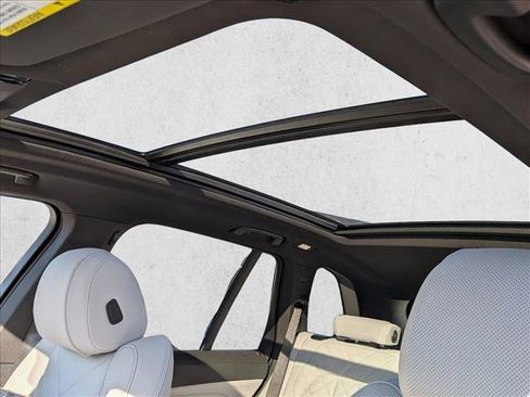 New 2026 BMW X5 xDrive50e image 14