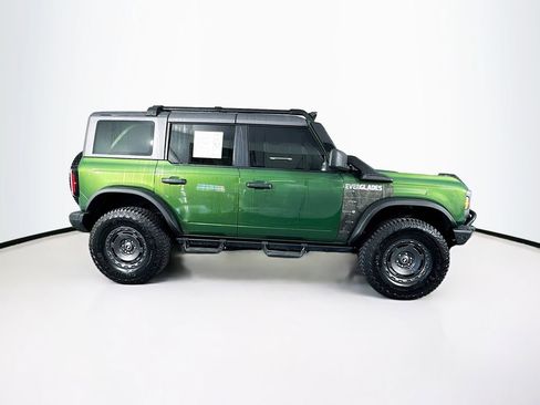 Used 2024 Ford Bronco Everglades image 11