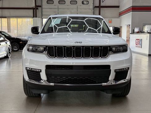 Used 2021 Jeep Grand Cherokee L Limited AWD/4WD image 4