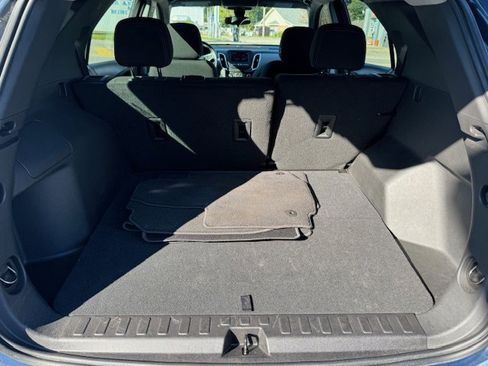 Used 2024 Chevrolet Equinox LS w/ Driver Confidence II Package image 12