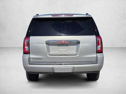 Used 2019 GMC Yukon Denali w/ Denali Ultimate Package image 8