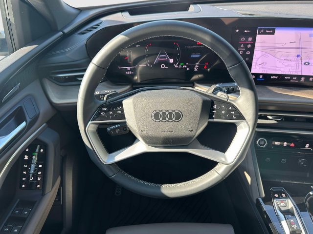 Certified 2025 Audi Q5 Premium Plus AWD/4WD image 17