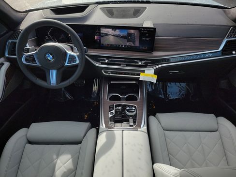 New 2026 BMW X7 xDrive40i w/ Executive Package image 10