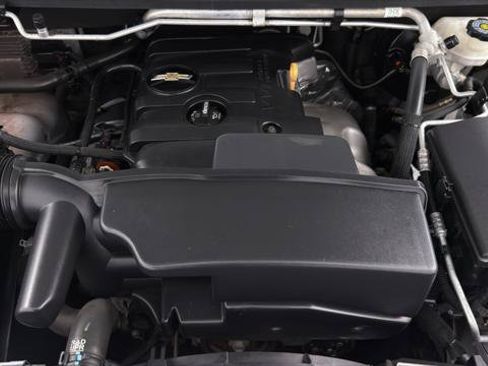 Used 2019 Chevrolet Colorado W/T RWD image 37