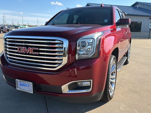 Used 2018 GMC Yukon SLT w/ Premium Edition image 5