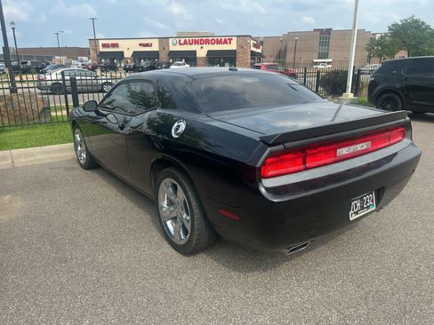 Used 2014 Dodge Challenger SXT w/ Super Sport Group (SS/T) RWD image 5
