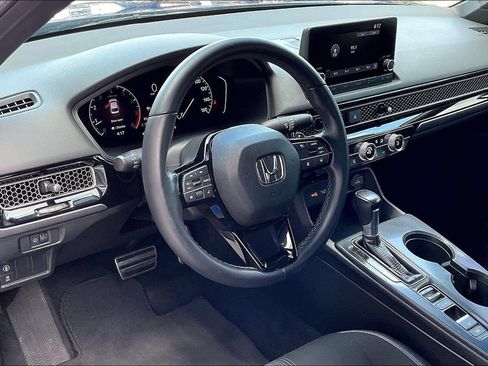 Used 2022 Honda Civic Sport image 14