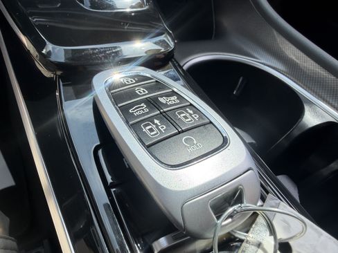 Certified 2023 Hyundai Sonata Limited FWD image 41
