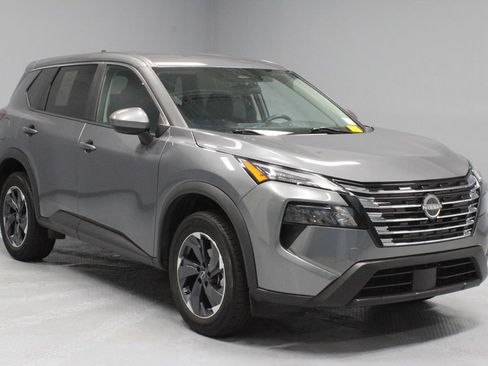 Certified 2024 Nissan Rogue SV AWD/4WD image 1