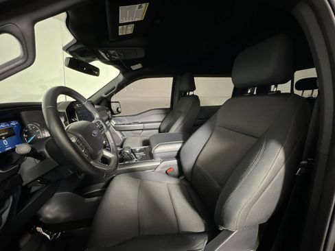 Used 2022 Ford F150 XLT w/ Equipment Group 302A High image 13