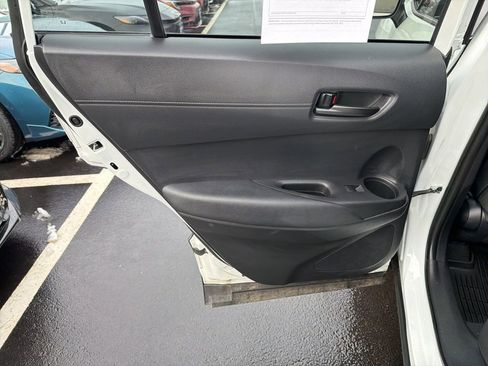 Certified 2023 Toyota Corolla Cross LE image 18