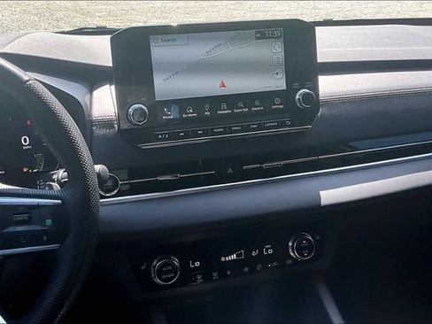 Used 2023 Mitsubishi Outlander SE Black Edition AWD/4WD image 6