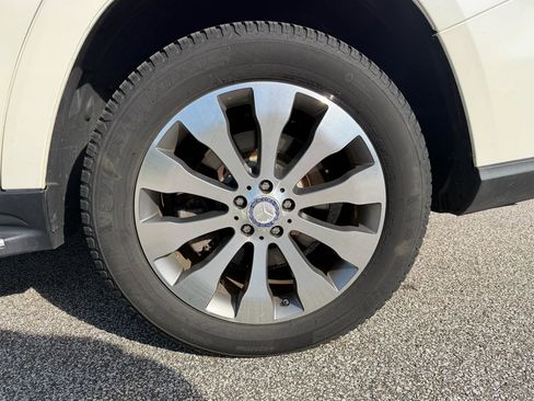 Used 2017 Mercedes-Benz GLS 450 4MATIC image 41