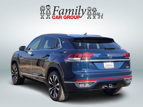 Used 2020 Volkswagen Atlas Cross Sport SEL R-Line w/ Cross Sport MDO Package FWD image 3