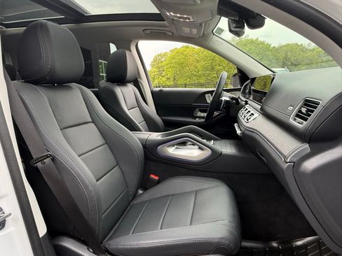 Used 2026 Mercedes-Benz GLS 450 4MATIC image 27