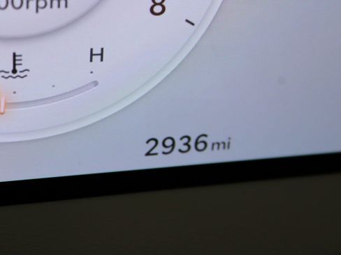 Used 2026 Genesis GV70 2.5T Advanced image 27