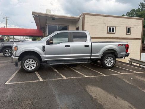 Used 2022 Ford F250 XL w/ STX Appearance Package AWD/4WD image 2
