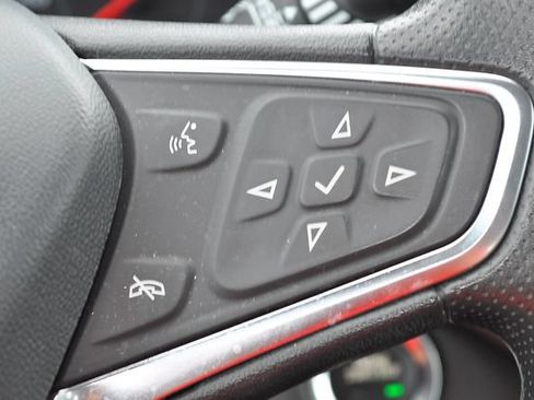 Used 2024 Chevrolet Equinox LS FWD image 27