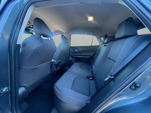 Used 2024 Toyota Venza LE image 21