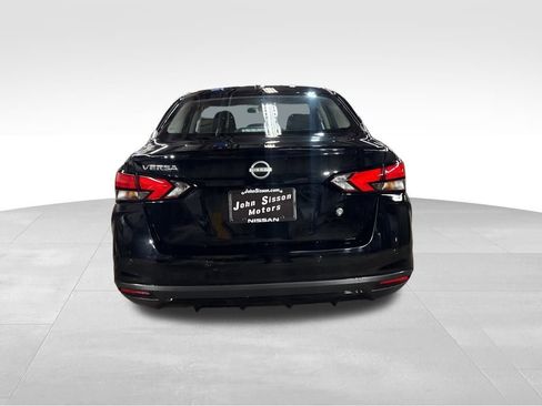 Certified 2025 Nissan Versa S w/ Trunk Package image 4