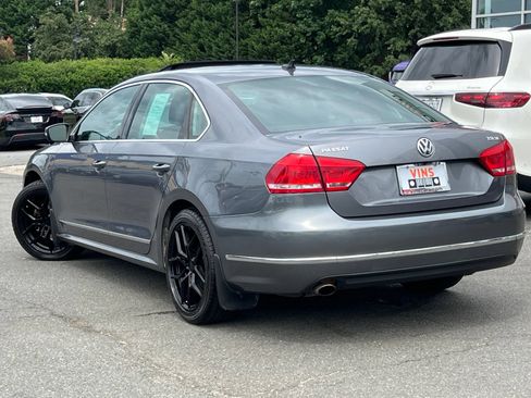 Used 2015 Volkswagen Passat 1.8T SE FWD image 5