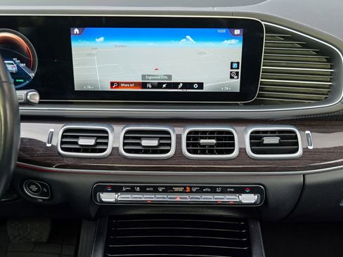 Used 2023 Mercedes-Benz GLS 450 4MATIC image 57