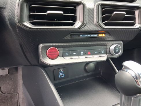 Used 2025 Ford Mustang Coupe image 16